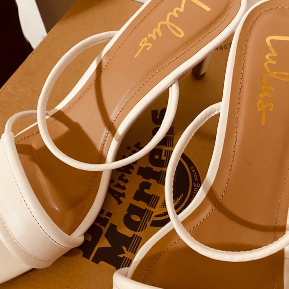 Lulus heels - Picture 2 of 3